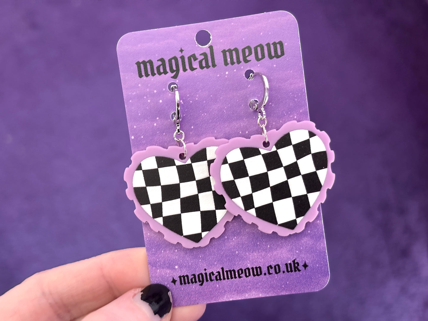 EMO GIRL - Acrylic Heart Earrings