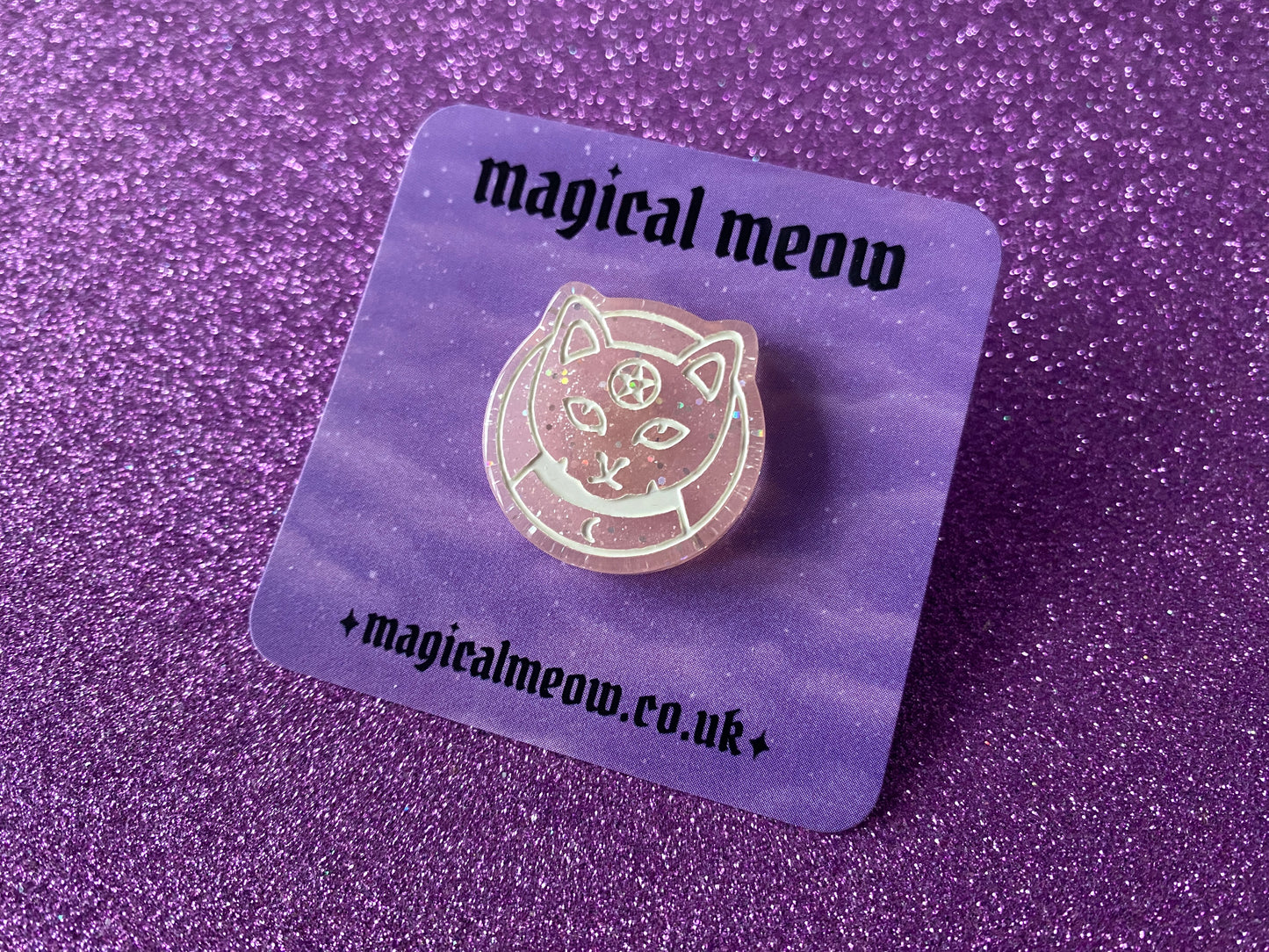 PEACHY PINK - Sparkly Resin Pentagram Cat Pin