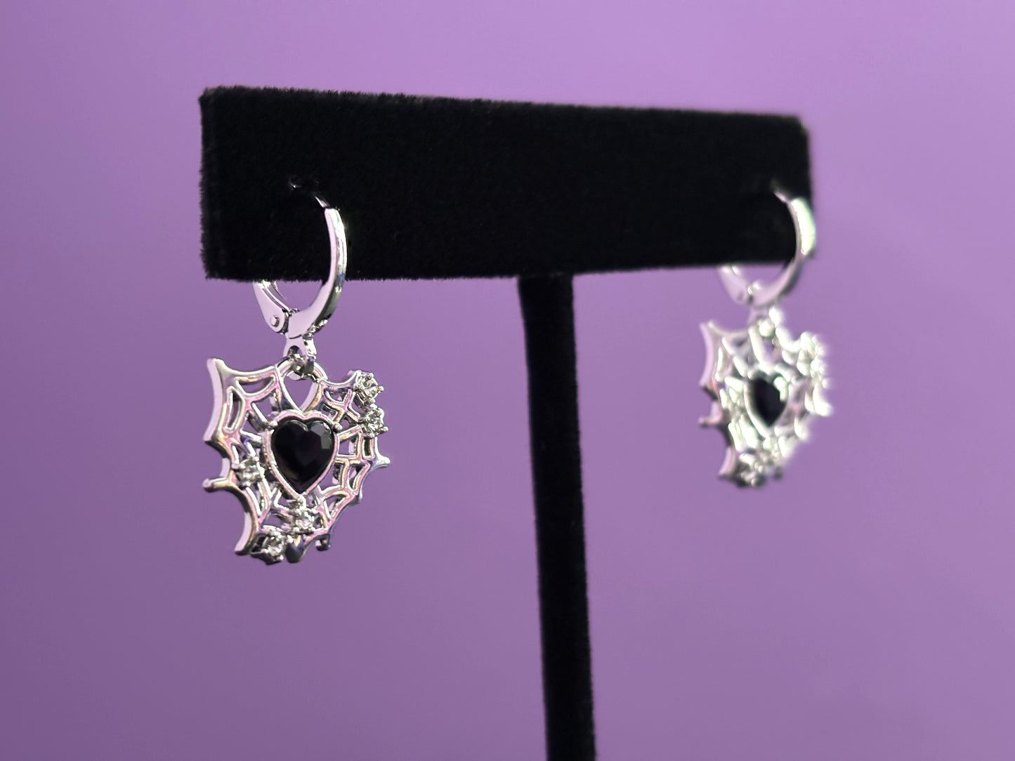 COBWEB - Black Heart Earrings